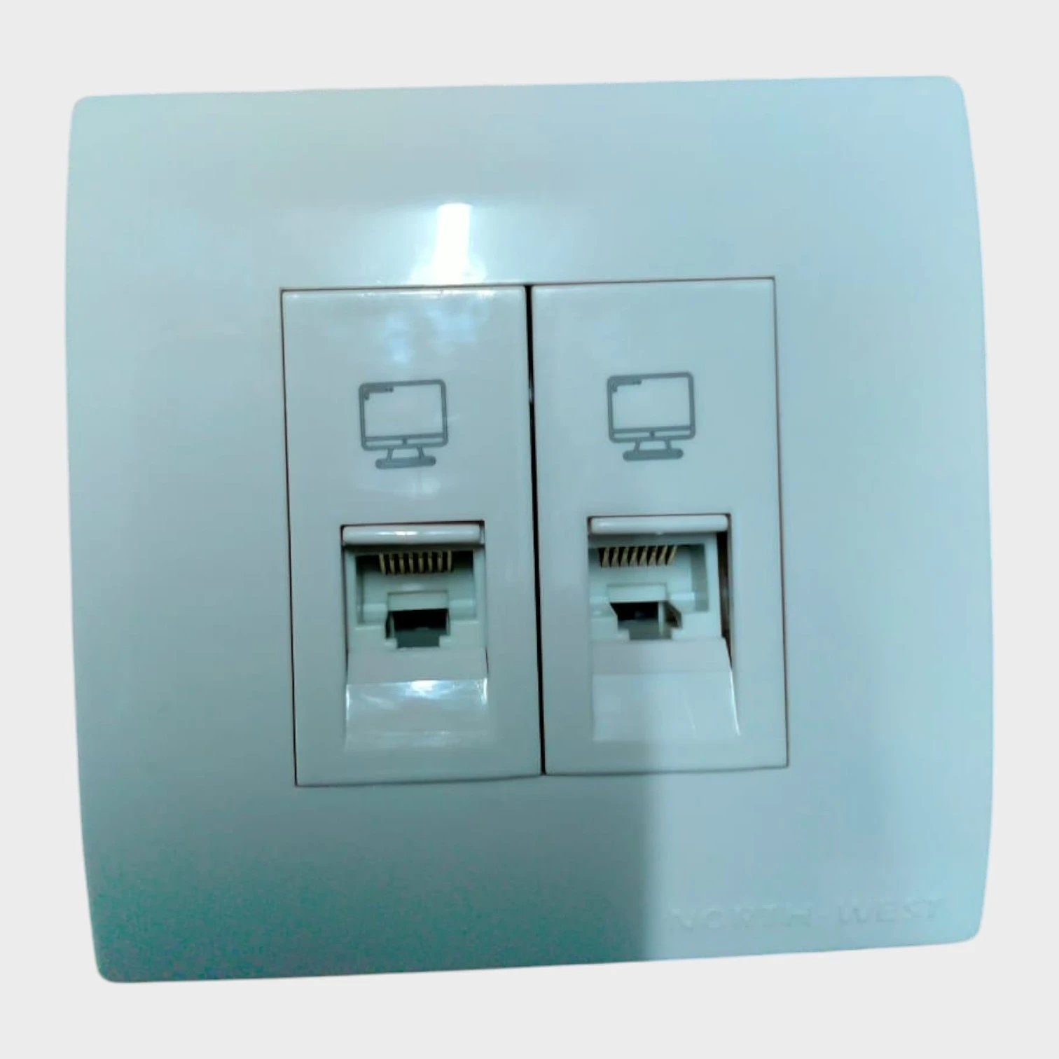 Computer / Internet Socket